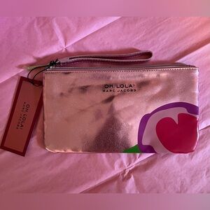 NWT MARC JACOBS NWT Zip Wristlet Clutch Cosmetic Bag